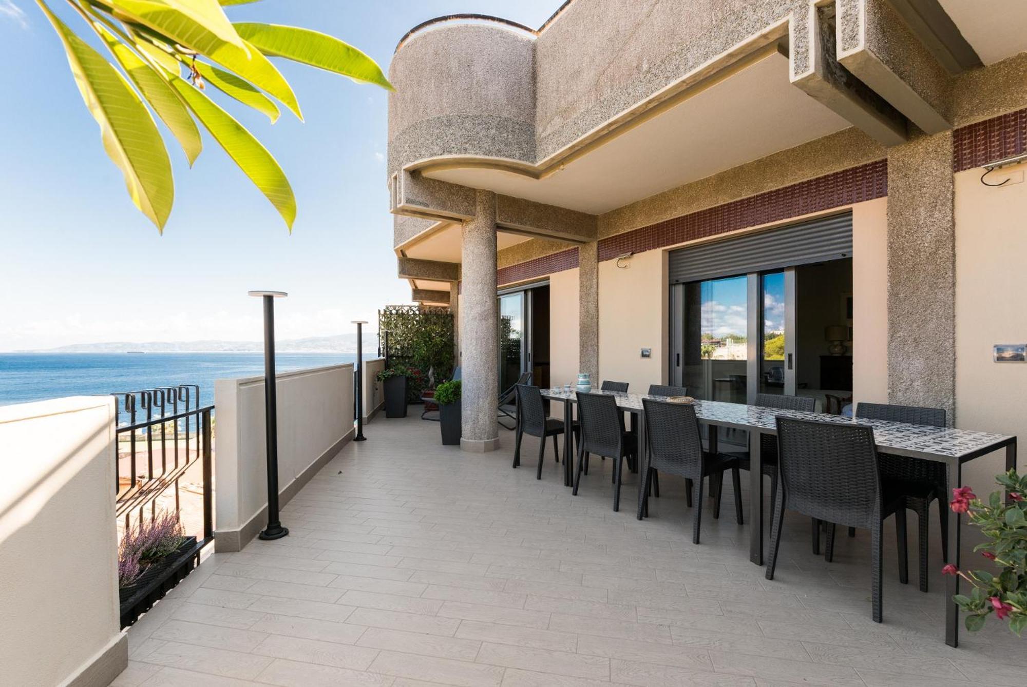 Attico Panoramico - Milazzo Centro Storico - 200 Mqヴィラ エクステリア 写真